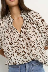 Ivy + Jack Certainty White Chocolate Animal Shirred SS Top