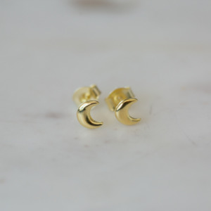 Sophie Luna Lover Stud Earrings - Gold