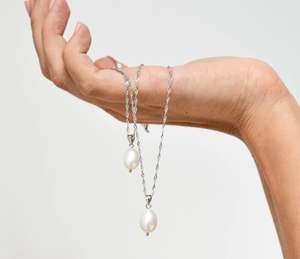 Willow Luxe Florence Pearl Necklace - Silver