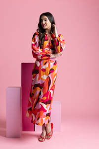 Good Friday Discount: Seeking Lola Elegant Dress - Warm Vibes