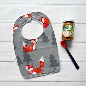 Products: Feeding Bib – Foxes – StitchGirl