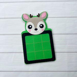 Products: Felt Range – Deer Tic Tac Toe – StitchGirl