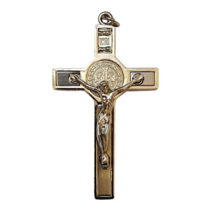Religious Items: Crucifix: Silver Plated (4.5cm x 8cm)
