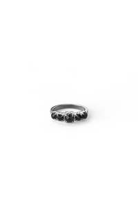 HALO CLUSTER RING ONYX