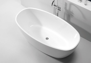 Bath Sale: Mid-sized Oval Shaped Bath - 1610mm - B065