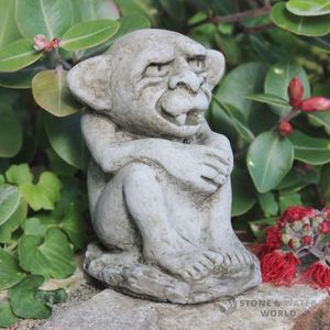 Dragonstone: Midi Hunched Gremlin