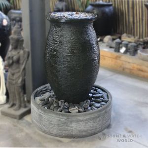 Water Features: Jumbo Urn