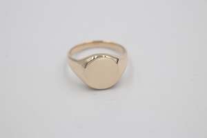 Gold Mens Ring: 9ct Gold Solid Signet Ring