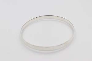 Stg Silver Bracelets: Sterling Silver Bangle SYB25