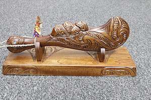 Large Wahaika With Base