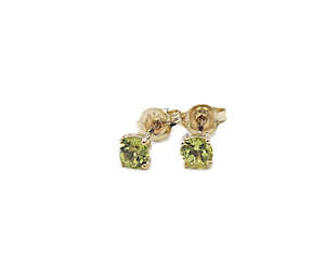Gold Earrings: 9ct Gold Genuine Peridot Stud Earrings E741-4-PDC
