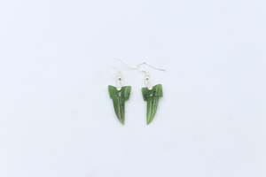 Greenstone Carving Collection: Stg  Silver Shark Tooth Greenstone Drop Earrings