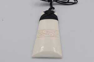 Bone And Paua Jewellery: Bone Toki with Engraving