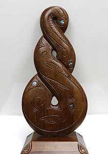 Maori Arts: Large Wooden Double Twist On a Base WM855 60cm