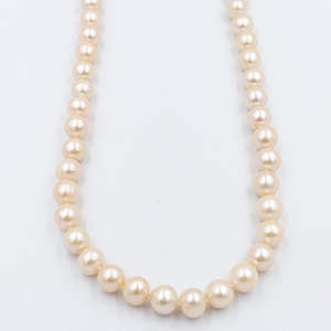 Fresh water Pearl Necklet with stg Clasps 8 to 8.5mm 512.131AAX