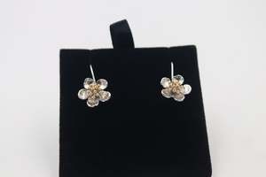Stg Silver Earrings New zealand Manuka flower XP47