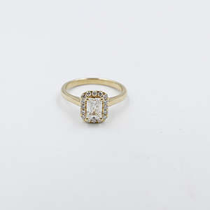 9ct Gold Lab Diamond Ring SJAURG859
