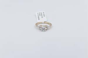 10ct Yellow Gold Lab Grown Round Diamond1.36ct Ring