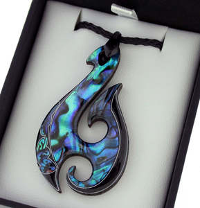 Bone And Paua Jewellery: Paua Pendent Boxed EBJ1532P