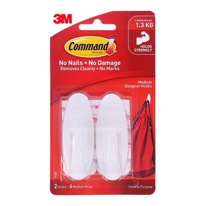 Products: Command Designer Hooks Medium 2 Pack