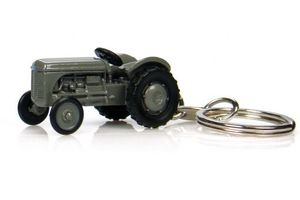 Universal Hobbies UH5565 Massey Ferguson TEA 20 Tractor Key Ring