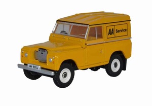Products: Oxford Diecast 76LR3S002 Land Rover Series III Hard Top - AA Service 1/76 Scale