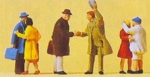 Preiser 14028 Passengers arriving HO Gauge Figures