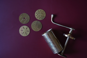 Products: Muruku Mould - HomeBakes