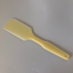 Products: Plastic Spatula - HomeBakes