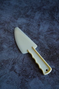 Products: Plastic Cutter - HomeBakes