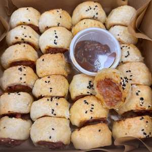 Catering: Mini sausage rolls