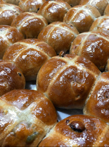 PRE-ORDER RAGLAN: Rüdi's Sourdough HXB (Dozen)