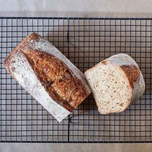 PRE-ORDER WHANGAMATA: Rüdi's ORIGINAL Sourdough (V+)