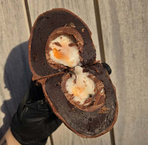 Cream egg brownie bomb