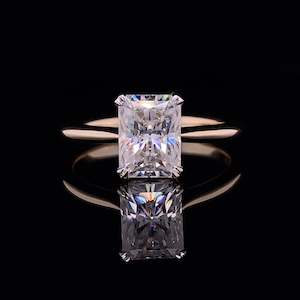 Radiant Solitaire  2025