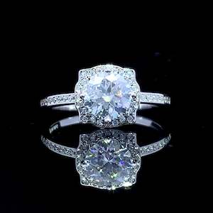 Long Weekend Sale: Sienna Halo Ring