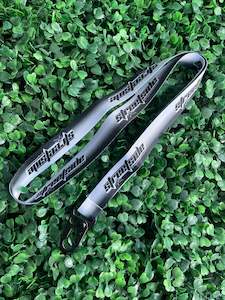 BLACK & WHITE STREETSIDE LANYARD