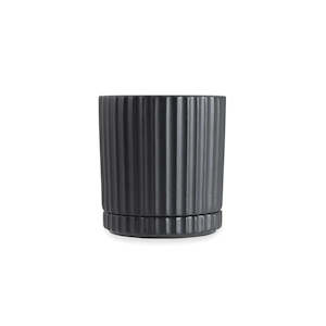 Pots And Planters: Medium Athens Plant Pot Black
