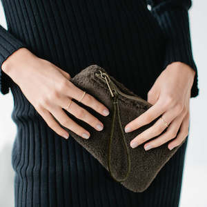 Accessories 1: Fluffy Mini Pouch Khaki