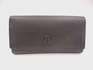 Wallets: Large Womans Wallet