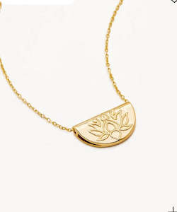 Lotus Short Necklace (Gold)
