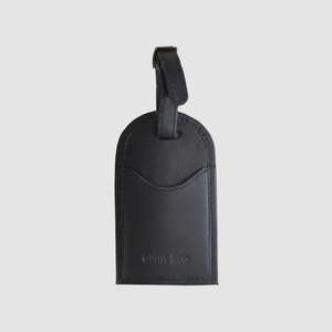 Luggage Tag - Black (112 mm x 74 mm). Duffle&Co Embossed.