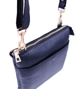 ST31 Women's Medium Cross Body