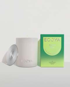 Candles: French Pear Madison Candle - 400g