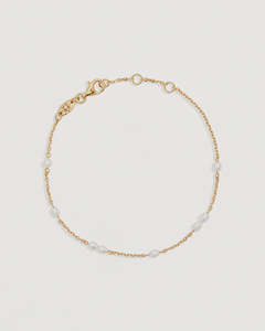 Bracelets 1: Serene Dreams Pearl Bracelet - 18k Gold Vermeil