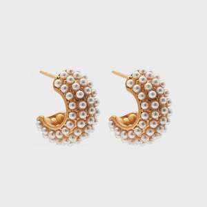 Earrings 1: Hera Hoop Earrings (Pearl / Gold)
