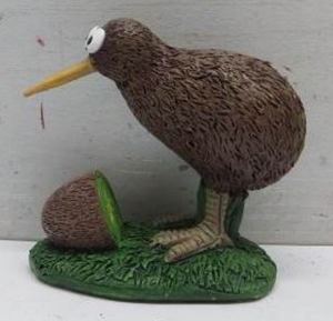 Ornaments: Kiwi With Kiwi