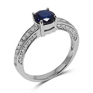 Gemstone Engagement Rings: Sapphyrus