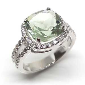 Gemstone Engagement Rings: Vermarine