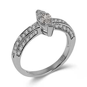 White Diamond Simulant Rings: Aria